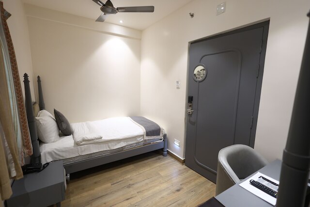 アナンダ メトロ コルカタ メトロポリタン