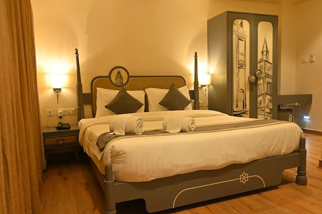 アナンダ メトロ コルカタ メトロポリタン