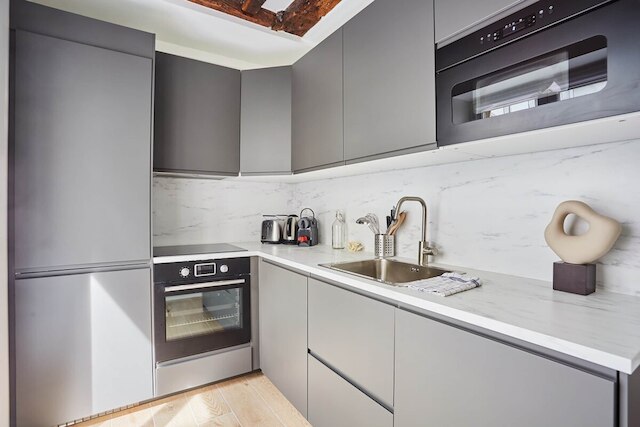 スーパーブ デュプレックス ルーブル ミュージアム 2ベッドルームズ