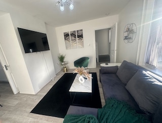 エアポート ハウス - ロング ステイズ, ニア ホスピタル！