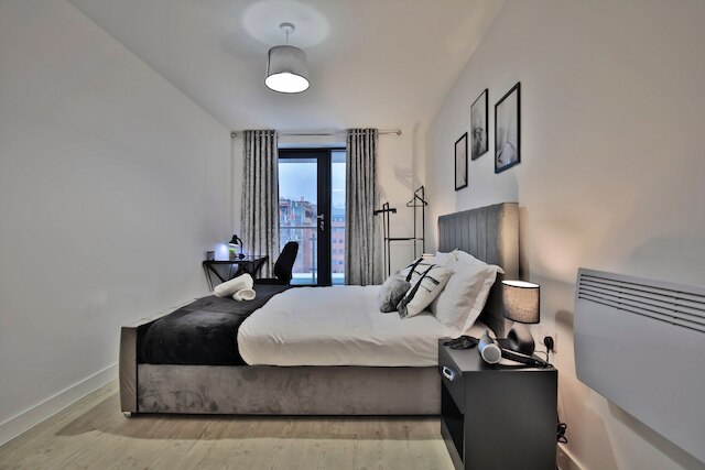 マンチェスター - 2-ベッド アパートメント - スリープス 4 - WiFi