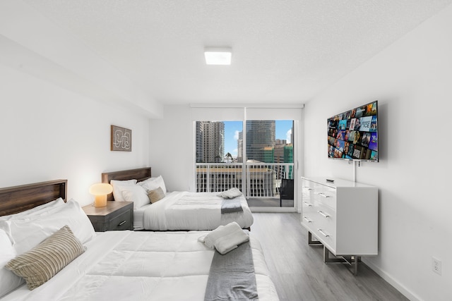 ウェル ロケーテッド コンドス イン ブリッケル