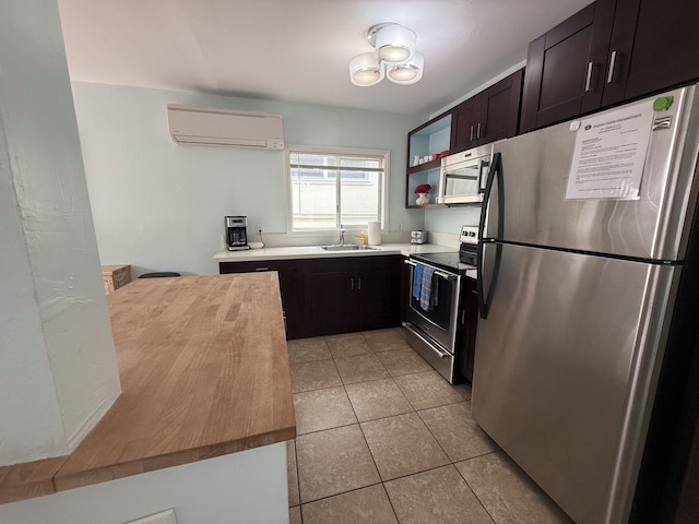 チャーミング 2 ベッドルーム オーシャン ビーチ