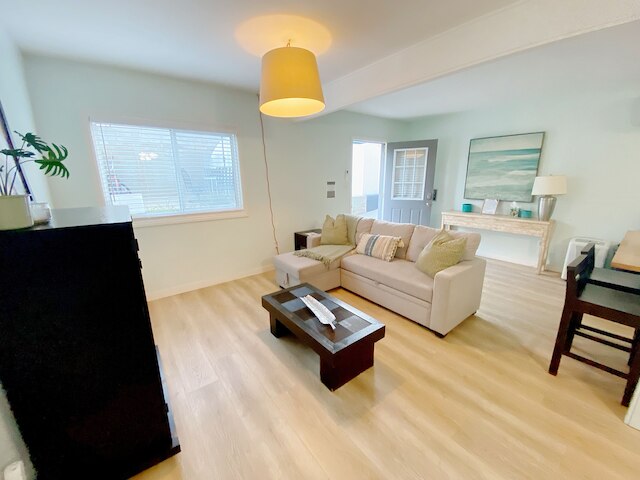 チャーミング 2 ベッドルーム オーシャン ビーチ