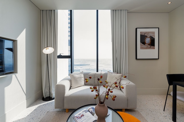 ビジネス ベイ シック スタジオ ウィズ プール ジム