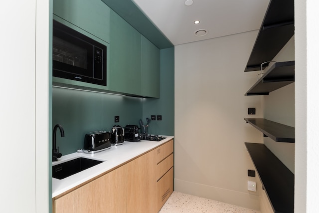 ビジネス ベイ シック スタジオ ウィズ プール ジム