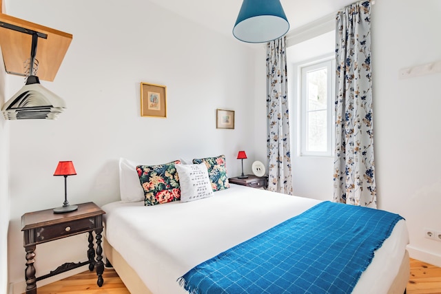 モニカズ プレイス、ア フレンズ インスパイアード フラット