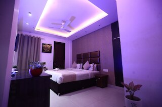 ザ ベッド アンド ロック