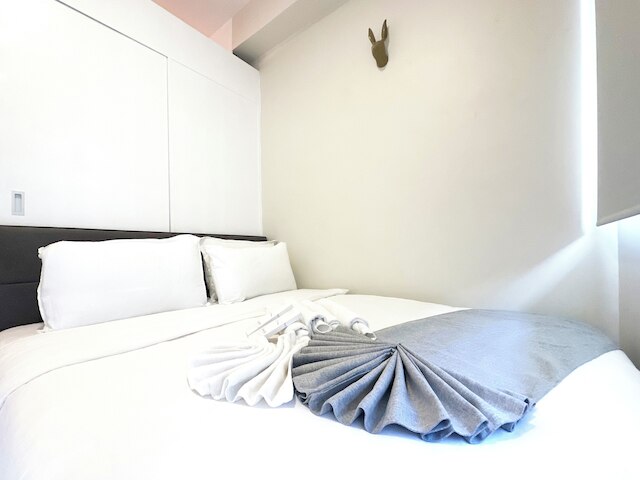 ジェムストーン ベッドルーム イン SMDC フェイム レジデンス