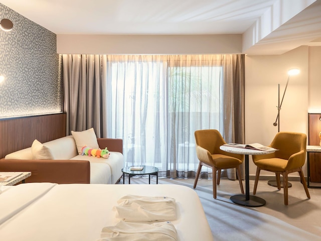 ノボテル マルタ スリーマ