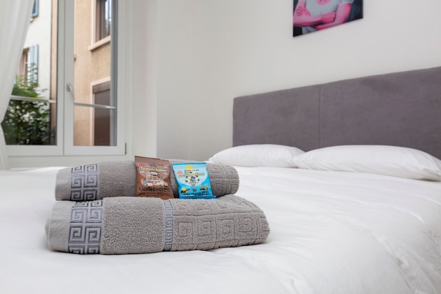 カヤ チューリッヒ エリザベーテンシュトラーセ