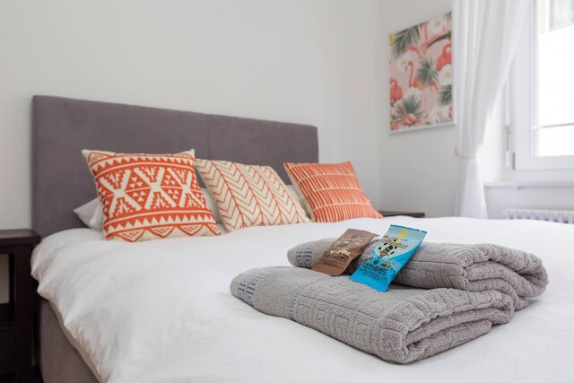 カヤ チューリッヒ エリザベーテンシュトラーセ