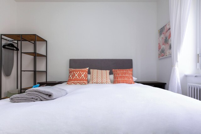 カヤ チューリッヒ エリザベーテンシュトラーセ