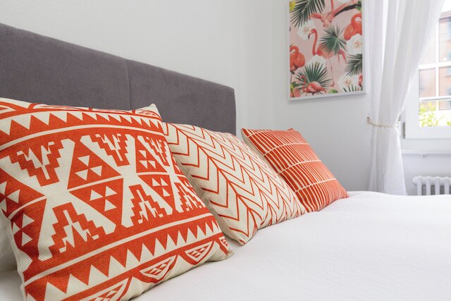 カヤ チューリッヒ エリザベーテンシュトラーセ