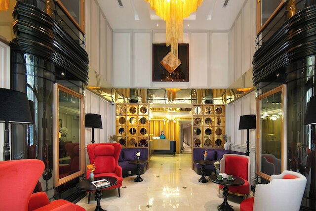 ル プルミエ ホテル & ルーフトップ バー