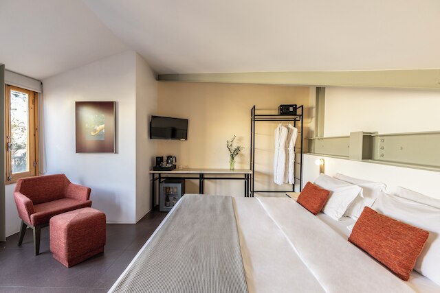 アソマトン バイ オニロ