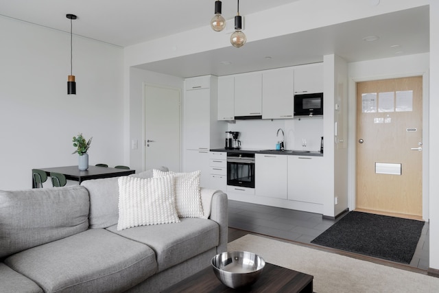 モダン 1 ベッドルーム アパートメント ウィズ ベスト ロケーション