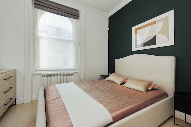 ケンジントン ガーデンズ アパートメンツ