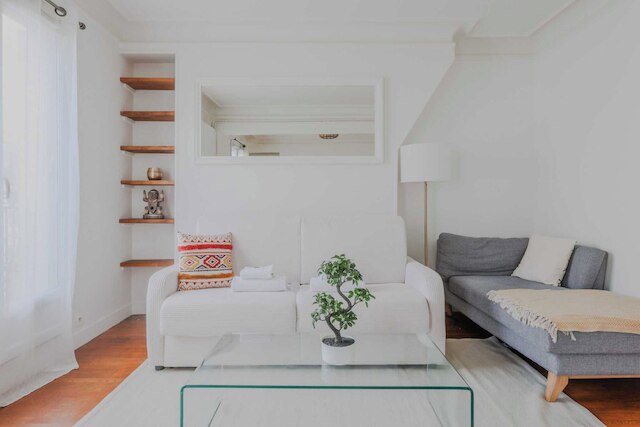 アパートメント イン モンマルトル ウィズ 1 ルーム