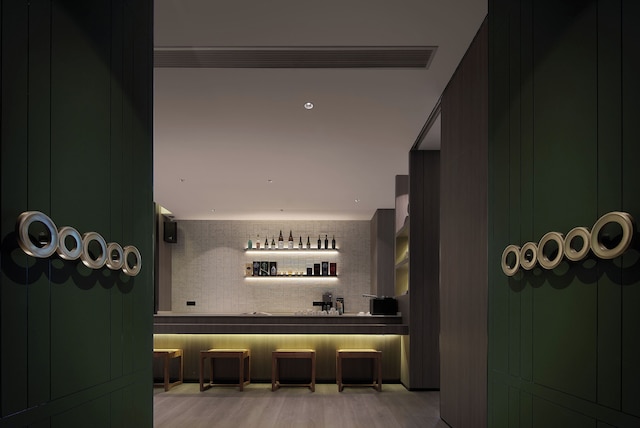 HUA クラブ スペース ビロング トゥ タイム