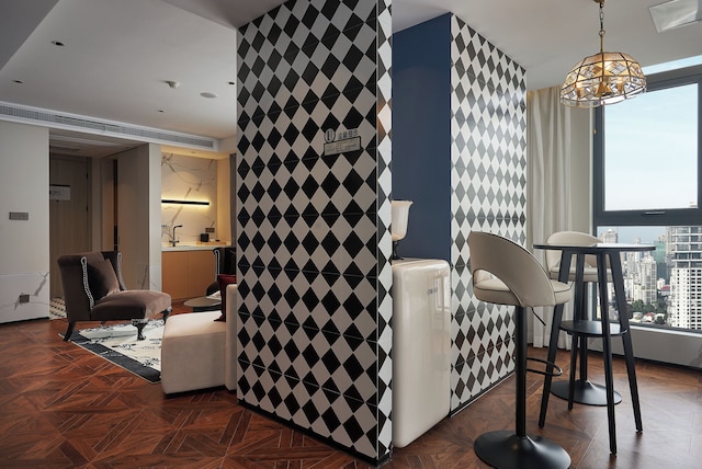 HUA クラブ スペース ビロング トゥ タイム