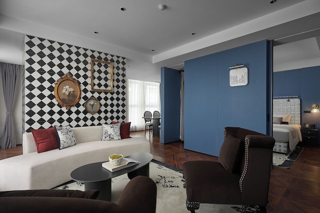 HUA クラブ スペース ビロング トゥ タイム