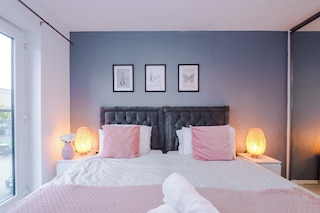 3ベッドルーム-スリープス6-ガーデン-バーベキュー-フリーパーキング-ペット