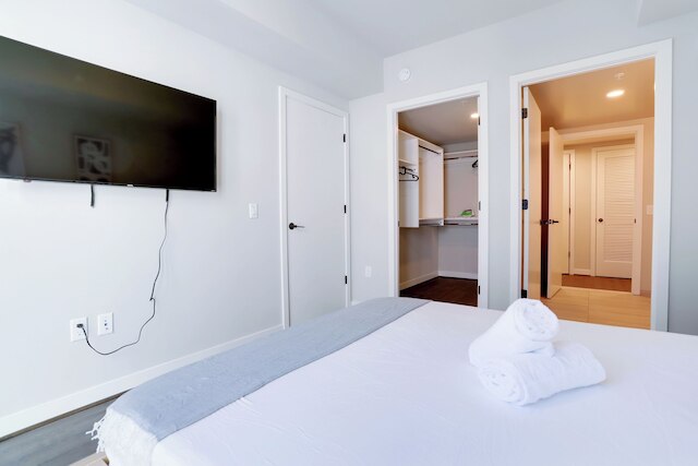 ブライト アパートメント ウィズ グレート アメニティーズ