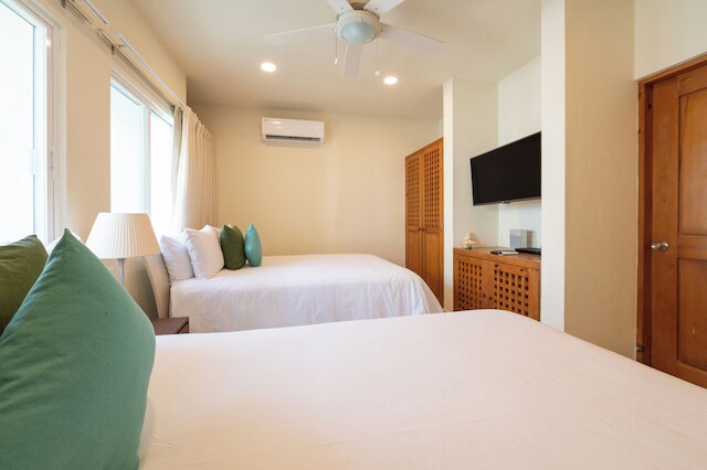 ヴィラ プンタ サム カンクン ビーチフロント ラグジュアリー