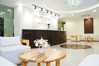 バウンス ビーチ ホテル & ティエン サ リゾート