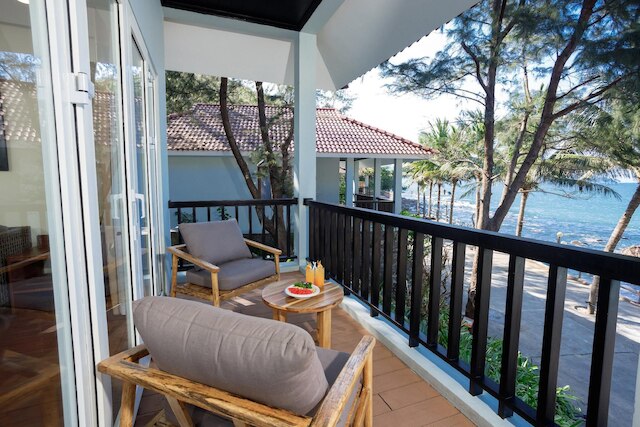 バウンス ビーチ ホテル & ティエン サ リゾート