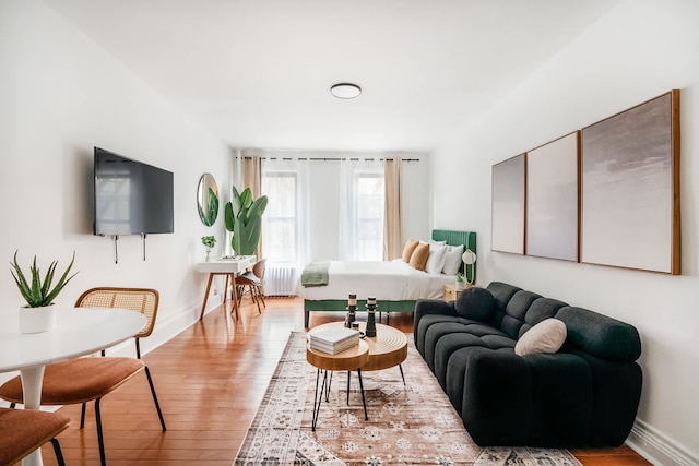 444-3d ブランドニュー XL スタジオ ヘルズ キッチン エレベーター