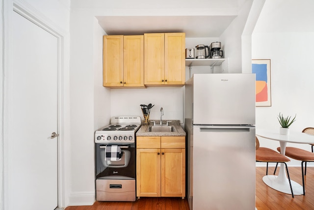 444-3d ブランドニュー XL スタジオ ヘルズ キッチン エレベーター