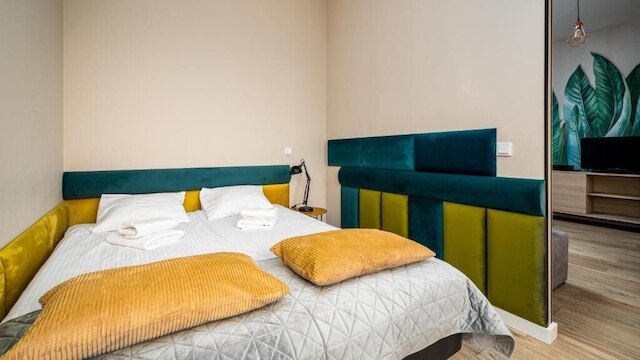 デラックス アパートメンツ