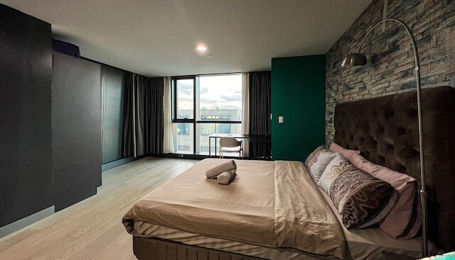 センチュリー スパイア