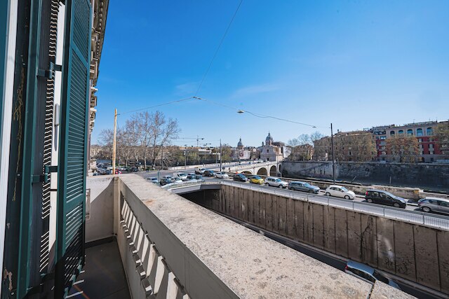 ヒストリー スイート エッセンス