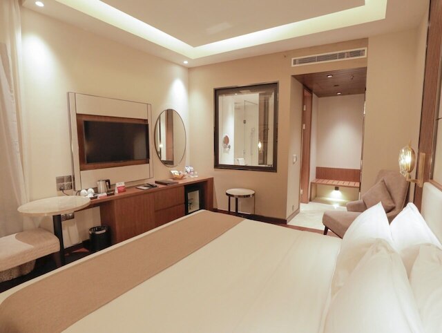 ベスト ウェスタン プラス ランウェイ