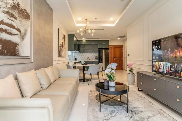 マディソン ラグジュアリー センター ポイント ディストリクト 1