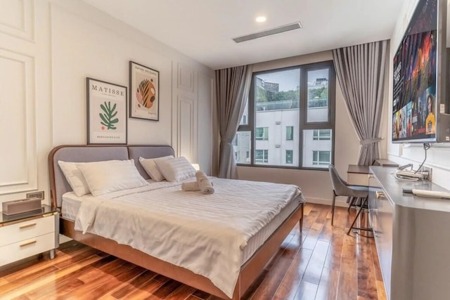 マディソン ラグジュアリー センター ポイント ディストリクト 1