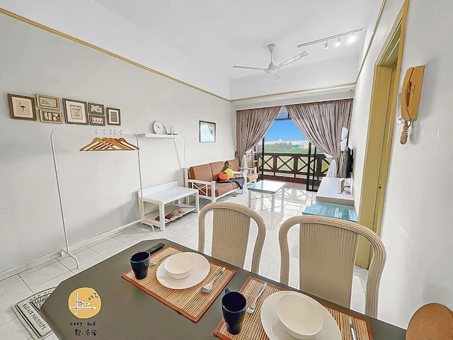 マラッカ マコタ ユニット