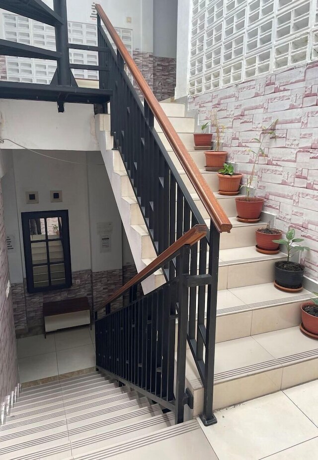 99 ゲストハウス