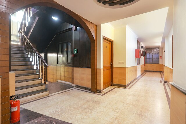 ファブエクスプレス ラジディープ パレス