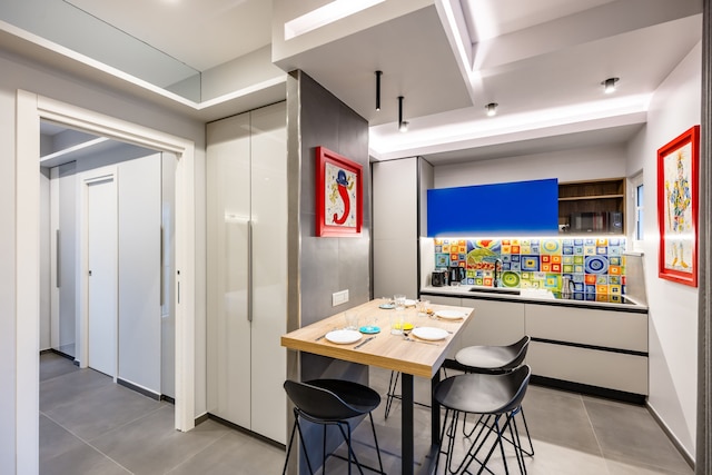 ポップ ハウス イン ザ ハート オブ サニット by ワンダフル イタリー