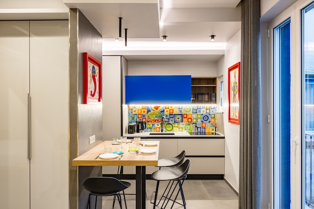 ポップ ハウス イン ザ ハート オブ サニット by ワンダフル イタリー