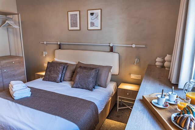 トラヴィ ブティック バイ ホリ