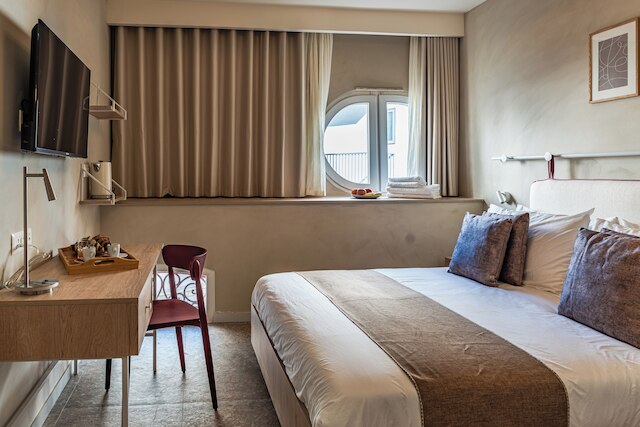 トラヴィ ブティック バイ ホリ