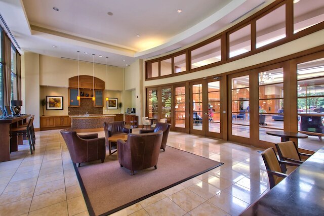 コンフォータブル アパート イン クリスタル シティ