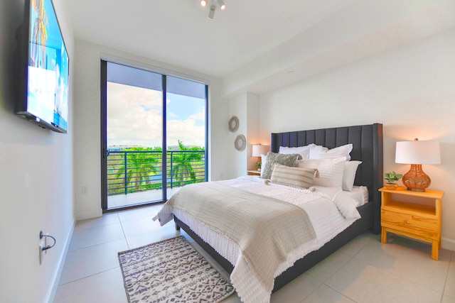 ダウンタウン ドラル コンド ウィズ フリー パーキング