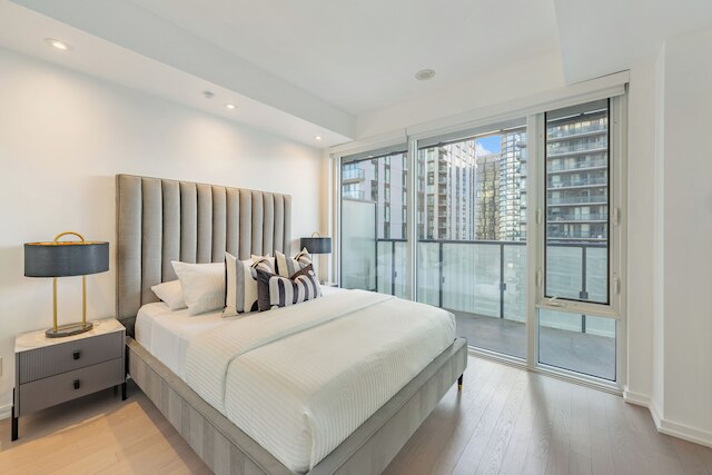 ムーベンピック スイーツ - ダウンタウン トロント