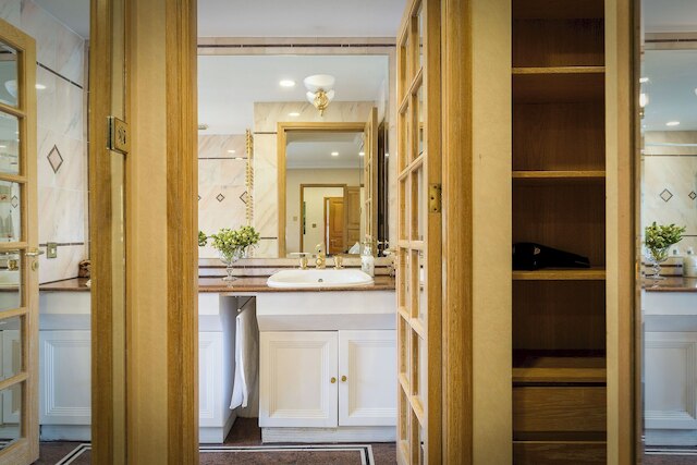 ペントハウス 3ベッド 3バス オン マーブル アーチ